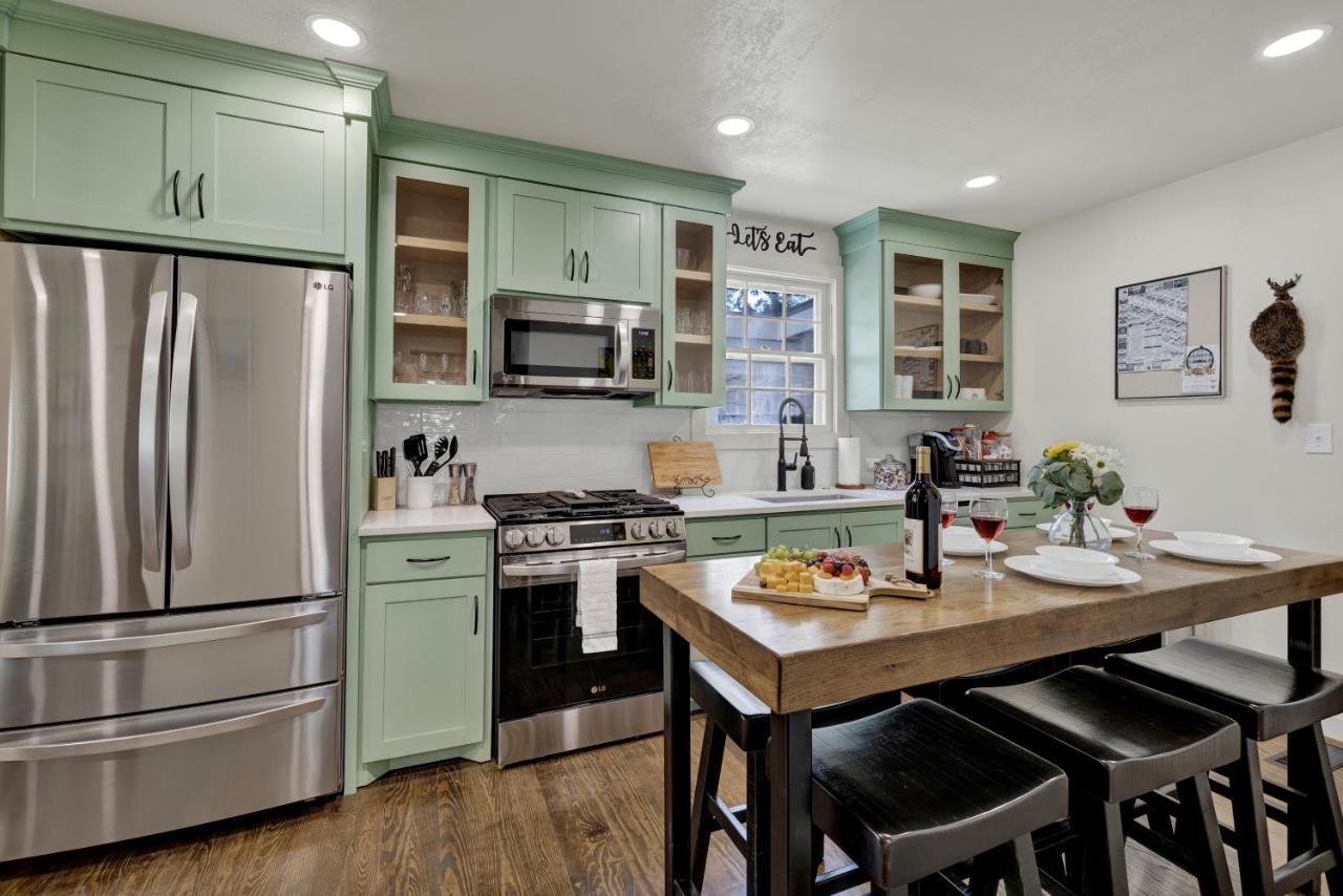 Southern Charm - Near Main With Hot Tub فريدريكسبيرغ المظهر الخارجي الصورة